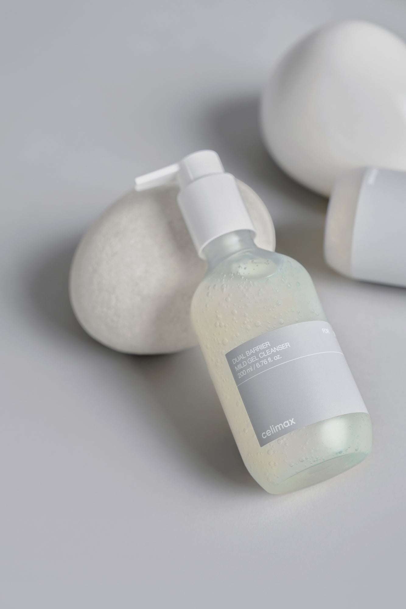 Dual Barrier Mild Gel Cleanser