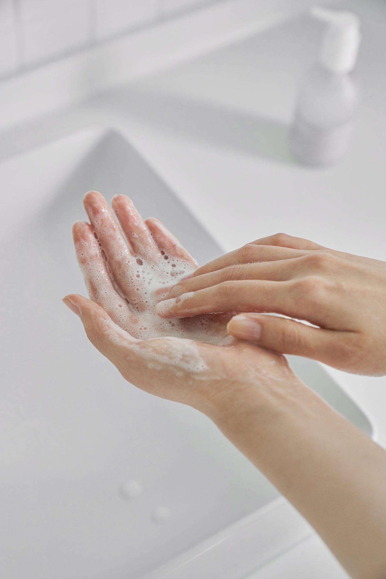 Dual Barrier Mild Gel Cleanser